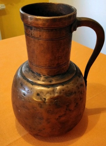 Antike kupfervase mit - antike,
