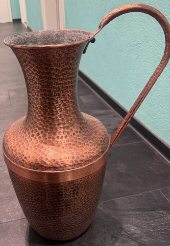 Vintage bodenvase aus kupfer - bodenvase,